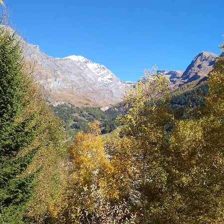 Waldrand Apartamento *