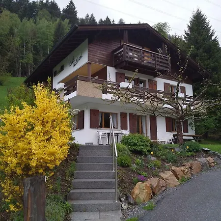 Waldrand Apartman Inden